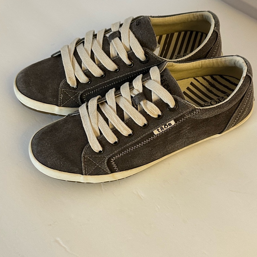 Womens Taos Star Charcoal Wash Canvas